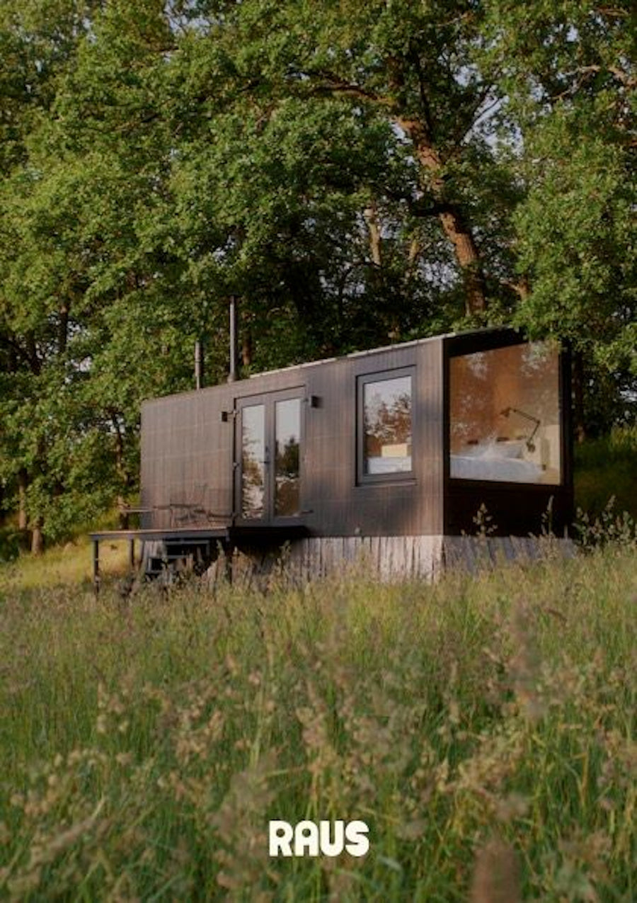 Raus Gutschein: Vorderseite mit Cabin im Grünen